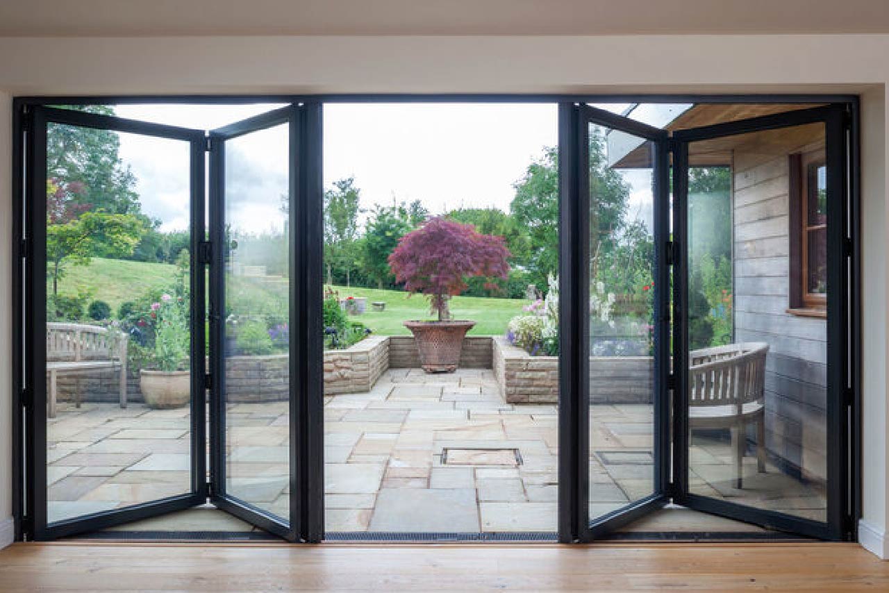 bifold Trio Pvc doors